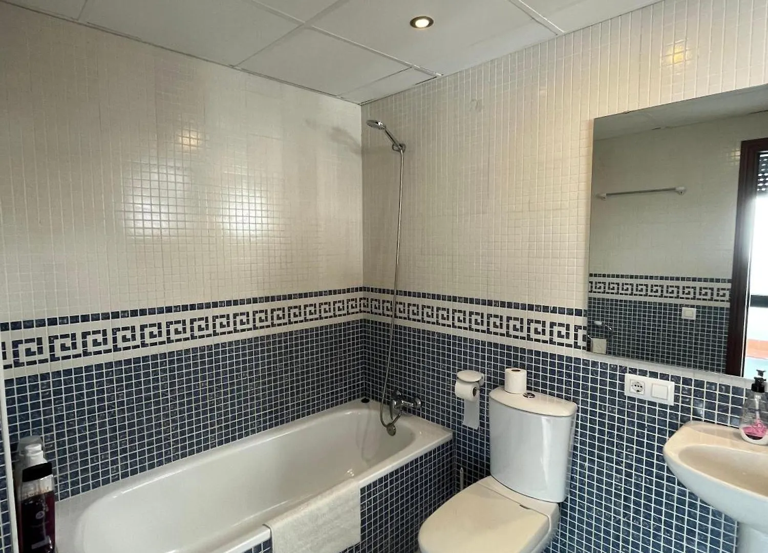 Atico Con Terraza Privada Apartment Seville 0*,  Spain