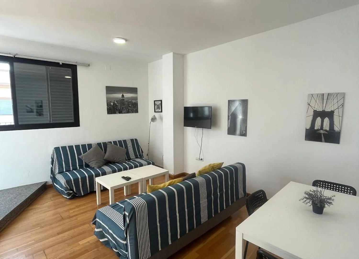 Atico Con Terraza Privada Apartment Seville